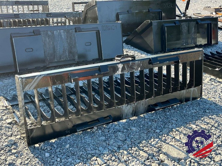 76-in.-skeleton-bucket-low-side-attachment-image-3