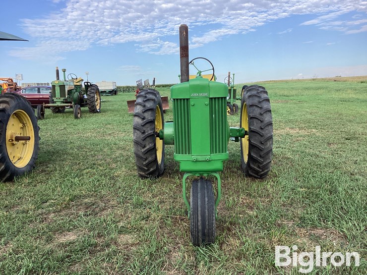 1953-john-deere-60-image-2