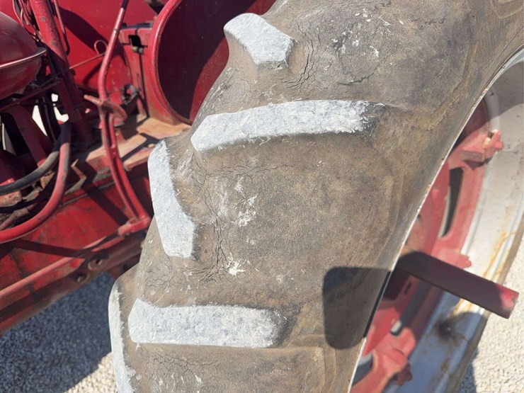farmall-super-h-image-18