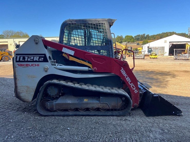 2022-takeuchi-tl12r2-image-9