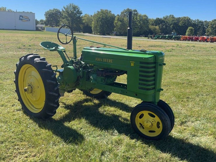 john-deere-h-image-3
