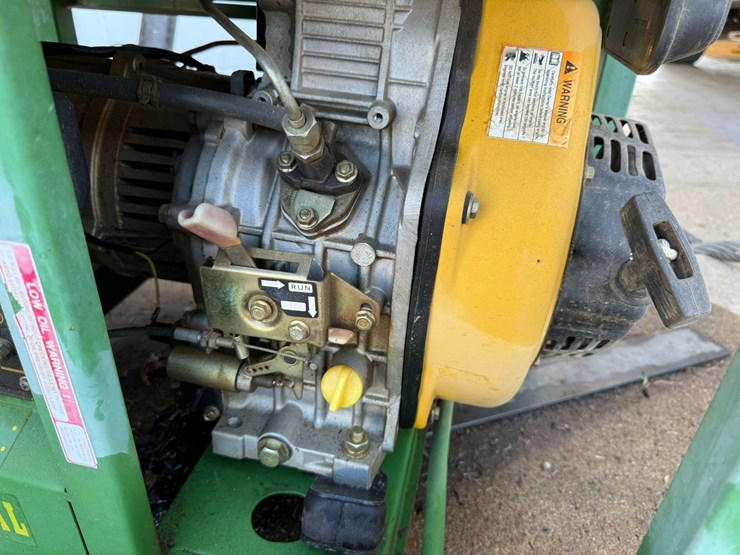 #46818-•-titan-industrial-5500-diesel-generator-055051350-inv#46818-image-10