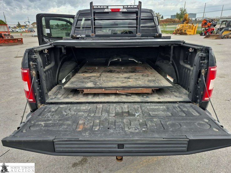 2019-ford-f150-image-23