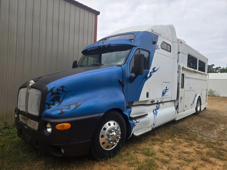 1998-kenworth-t2000-image-2