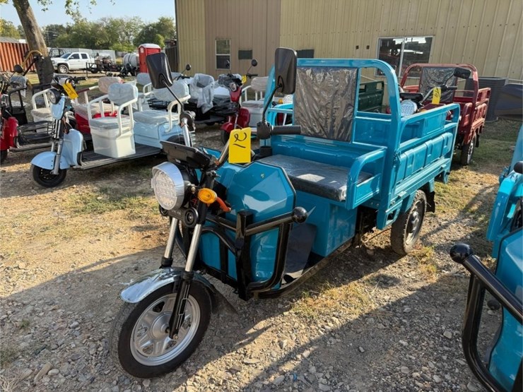 new-three-wheel-electric-dump-cart-image-1