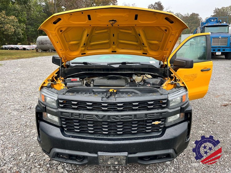 2019-chevrolet-silverado-4wd-pickup-truck-image-33