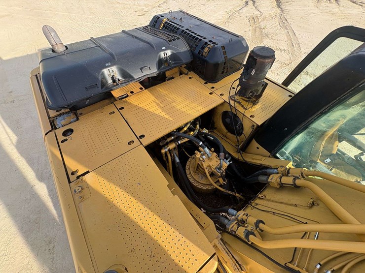 2008-caterpillar-330-image-27