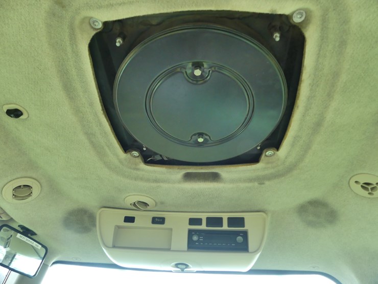 john-deere-7210r-image-16
