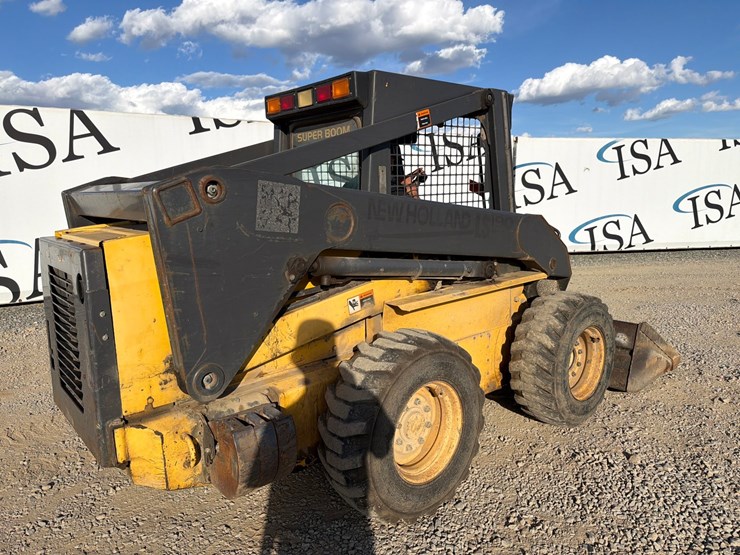 new-holland-ls190-image-5