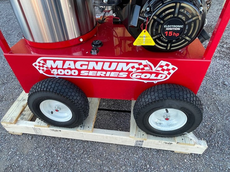 #4639-•-magnum-4000-gold-power-washer-image-13