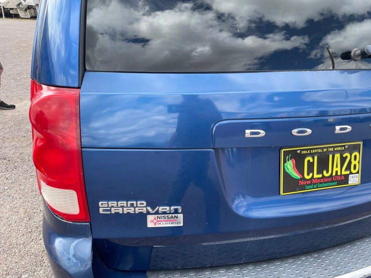 2011-dodge-grand-caravan-image-20