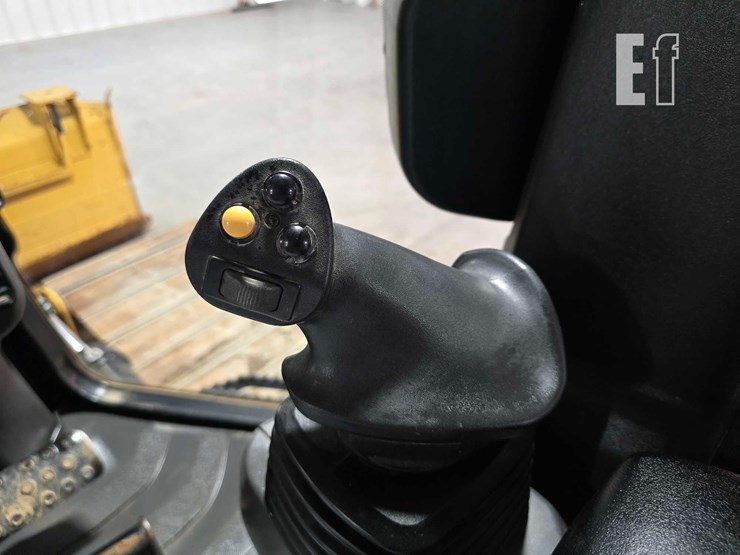 2021-caterpillar-d3-image-21