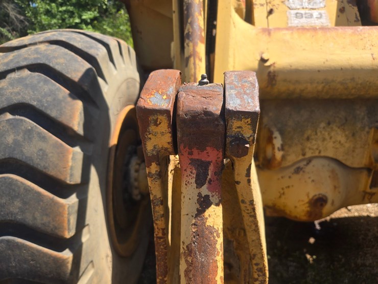 caterpillar-930-image-56