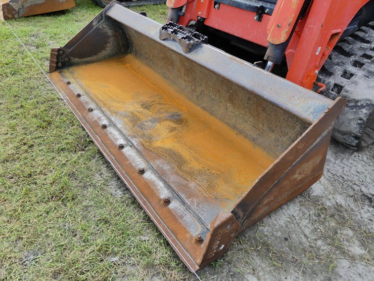 2023-kubota-svl97-2-image-11