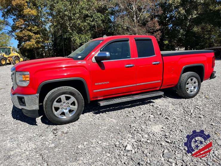 2014-gmc-sierra-z71-slt-pickup-truck-image-1