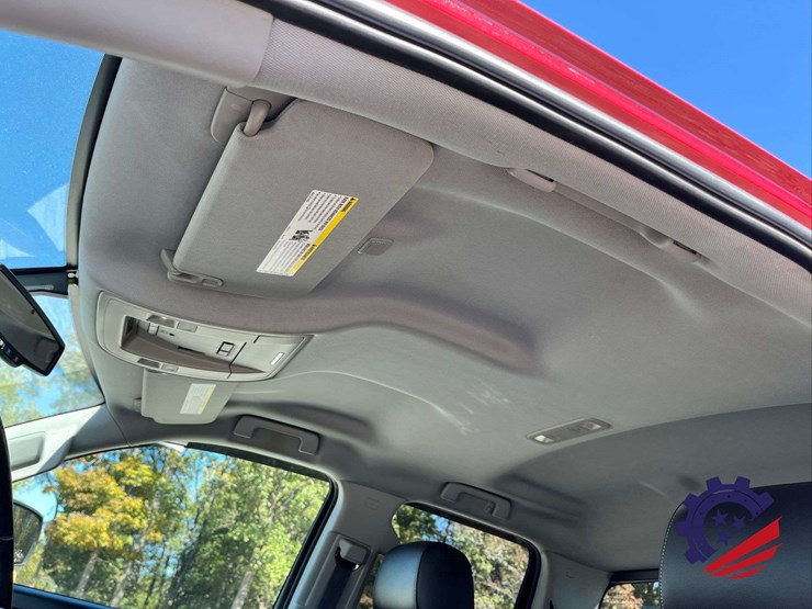 2014-gmc-sierra-z71-slt-pickup-truck-image-58