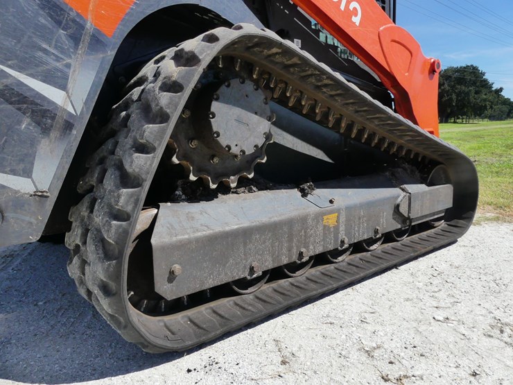 kubota-svl97-2-image-5