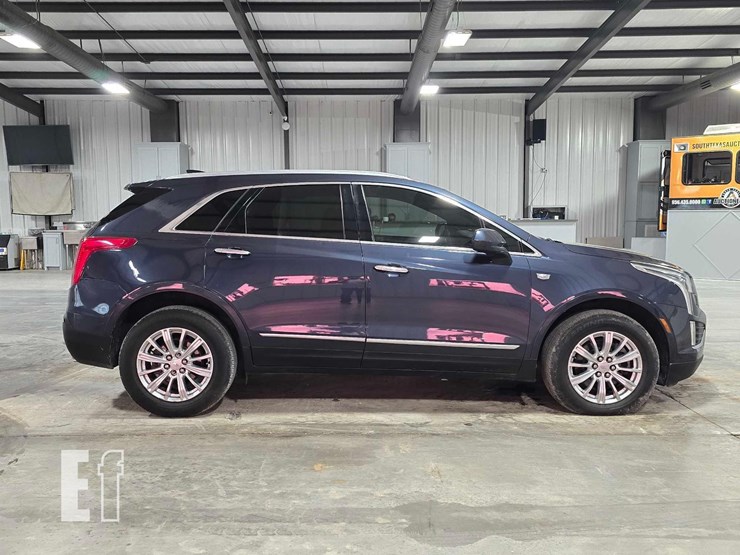 2019-cadillac-xt5-image-6