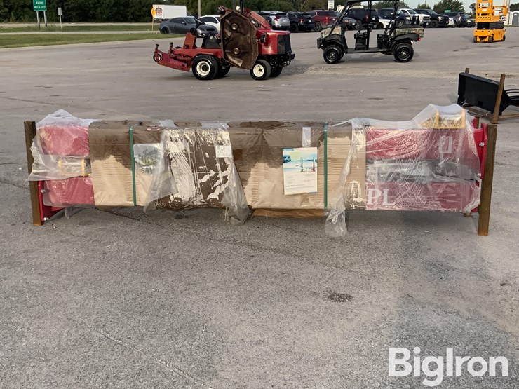 2026-massey-ferguson-730-image-2
