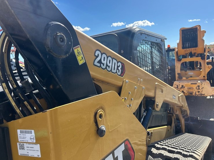 caterpillar-299d-image-22