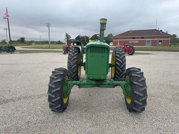 john-deere-3020-image-7