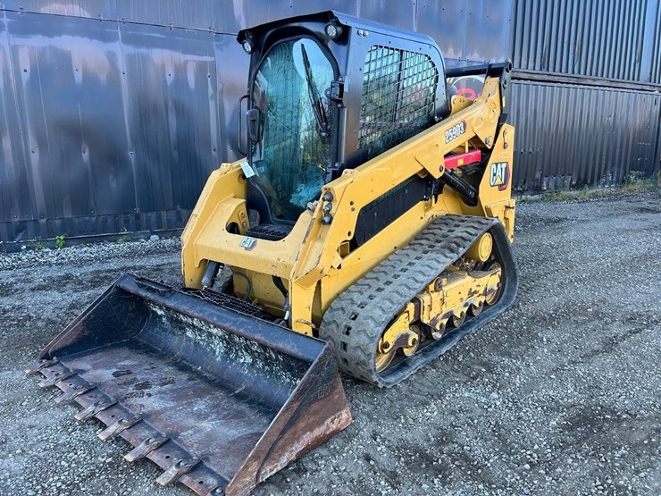 2020-caterpillar-259d3-image-2