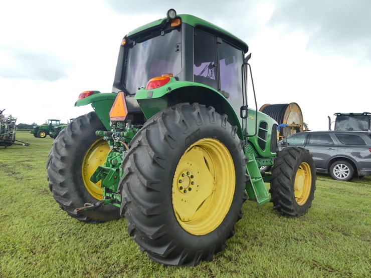 john-deere-7130-image-3