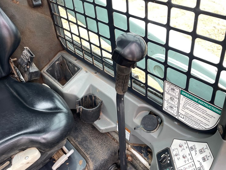 2015-bobcat-t550-image-46