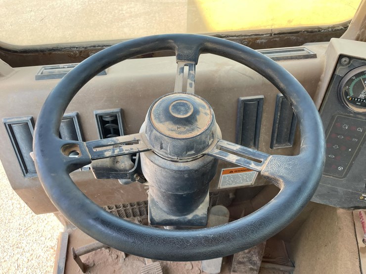 2003-caterpillar-613c-image-69