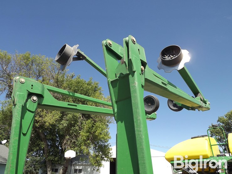 2012-john-deere-1770nt-image-17
