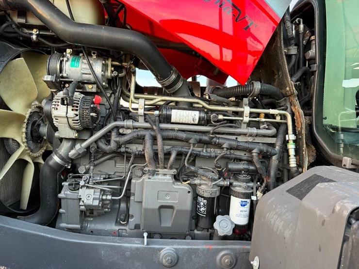 massey-ferguson-8670-image-37
