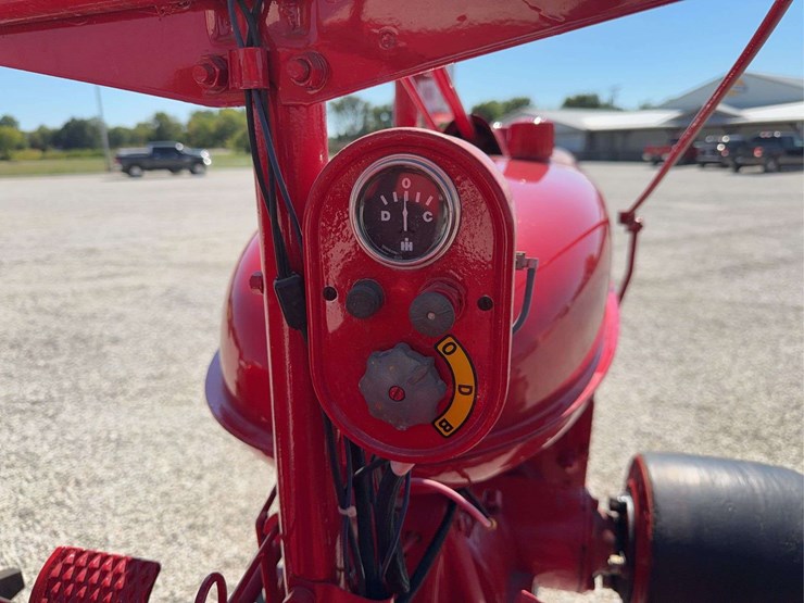 farmall-super-h-image-38