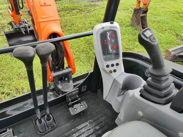 kubota-u27-4-image-15