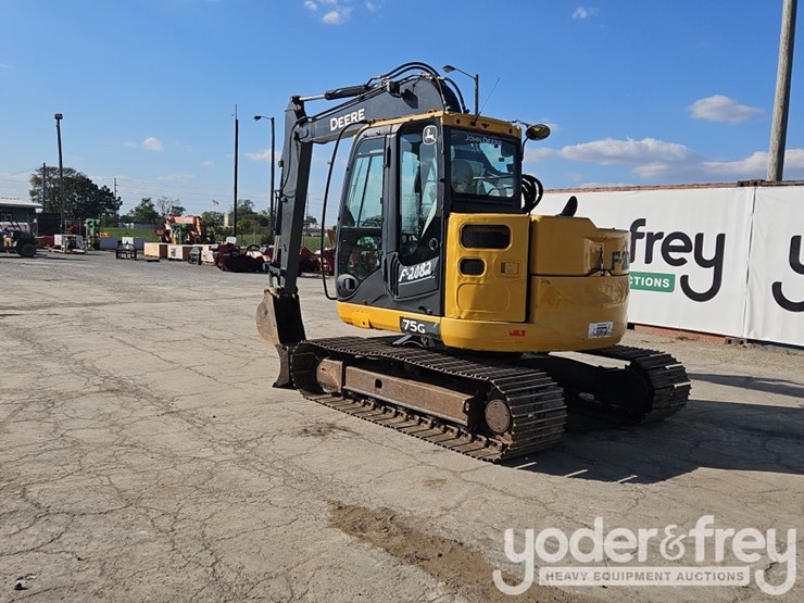 2017-deere-75g-image-4