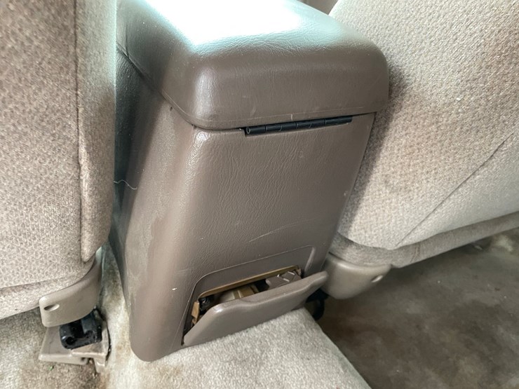 #2768-•-2001-toyota-camry-(title-in-delay)-image-26