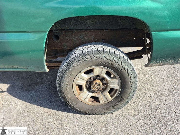 2005-chevrolet-silverado-2500hd-image-23