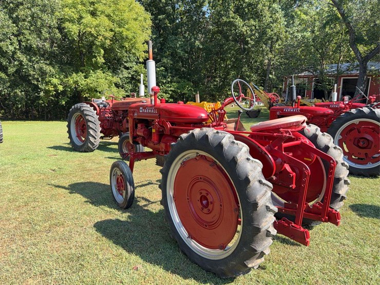 1947-farmall-av-image-7