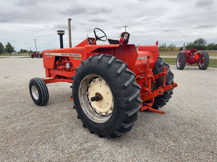 1969-allis-chalmers-one-ninety-xt-series-iii-diesel-image-3