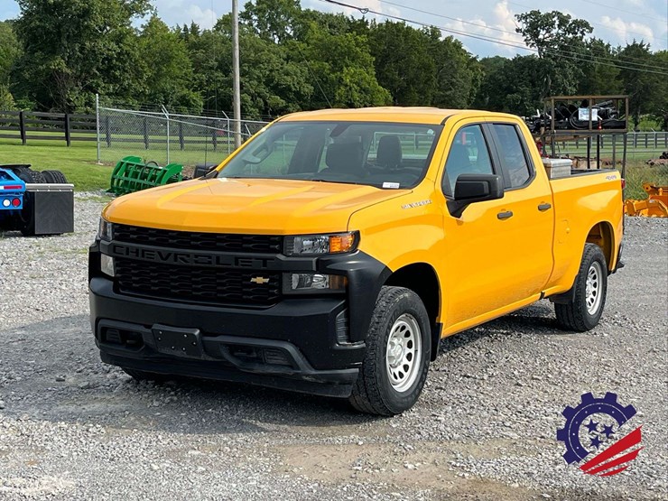 2019-chevrolet-silverado-1500-image-12