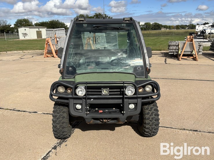 2016-john-deere-gator-image-2