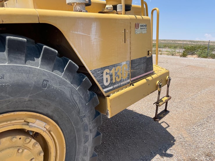 2003-caterpillar-613c-image-25