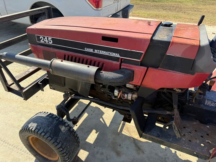 1987-case-ih-245-image-21