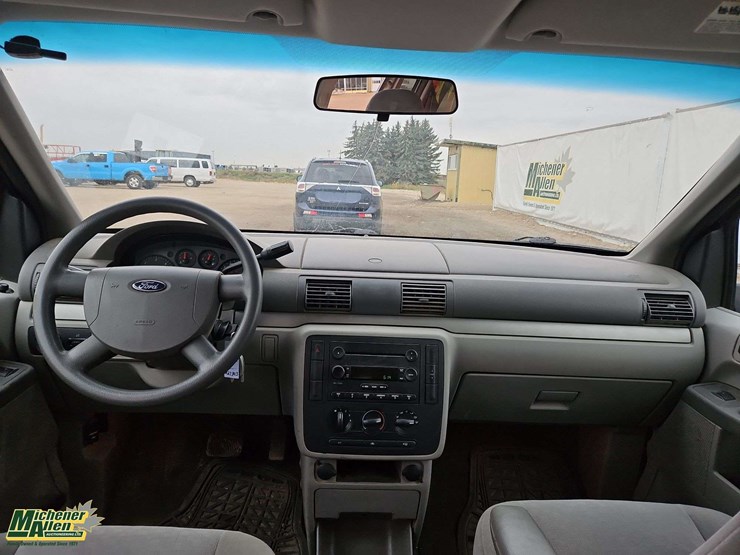 2006-ford-freestar-image-24