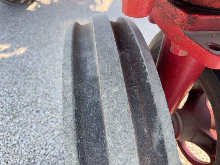 farmall-560-diesel-image-14