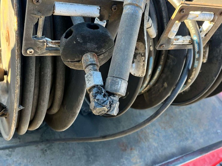 2019-gmc-sierra-3500-image-41