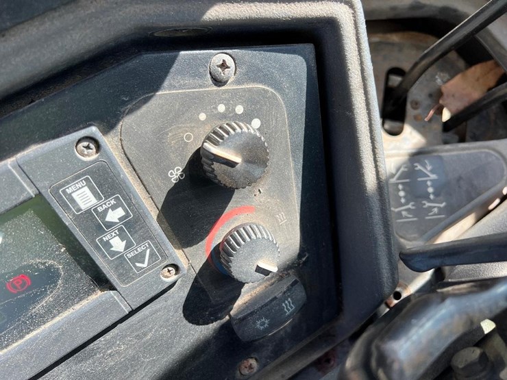 2008-deere-310sj-image-31