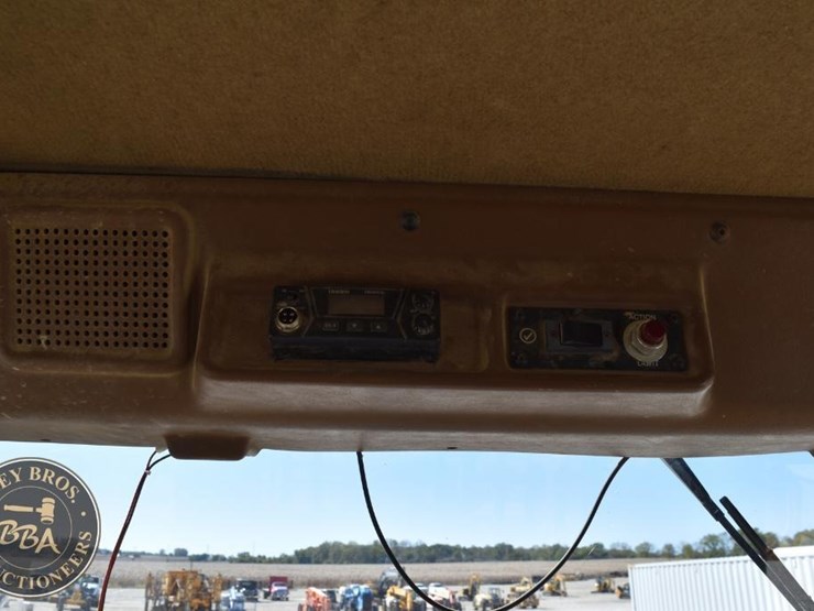 1994-caterpillar-d300d-image-54