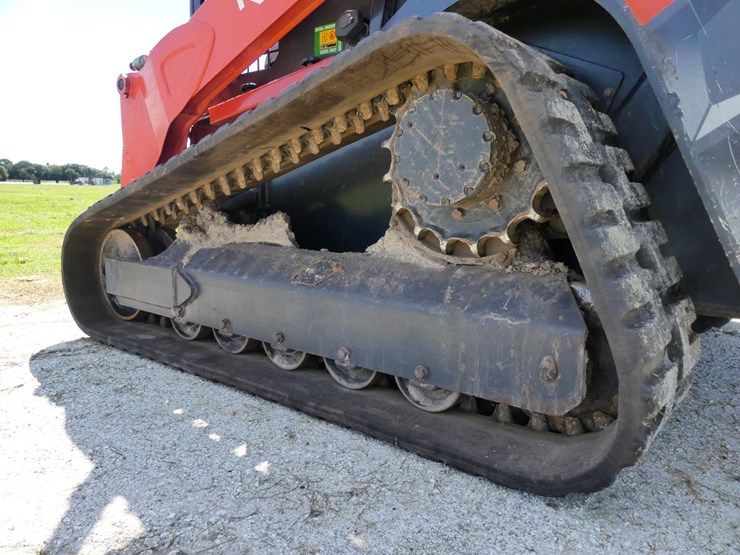 kubota-svl97-2-image-6