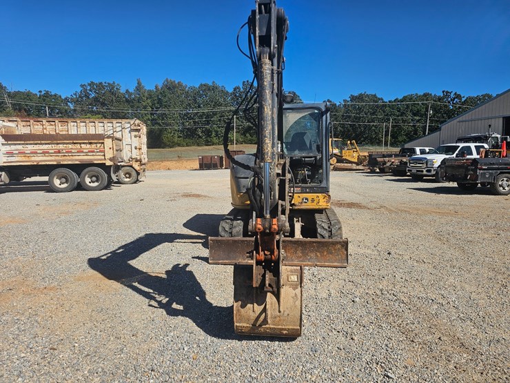 deere-60g-image-18