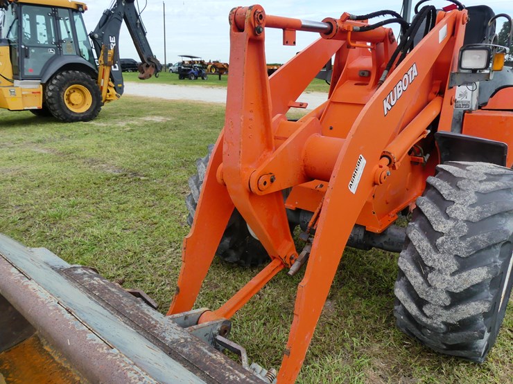 kubota-r520s-image-8